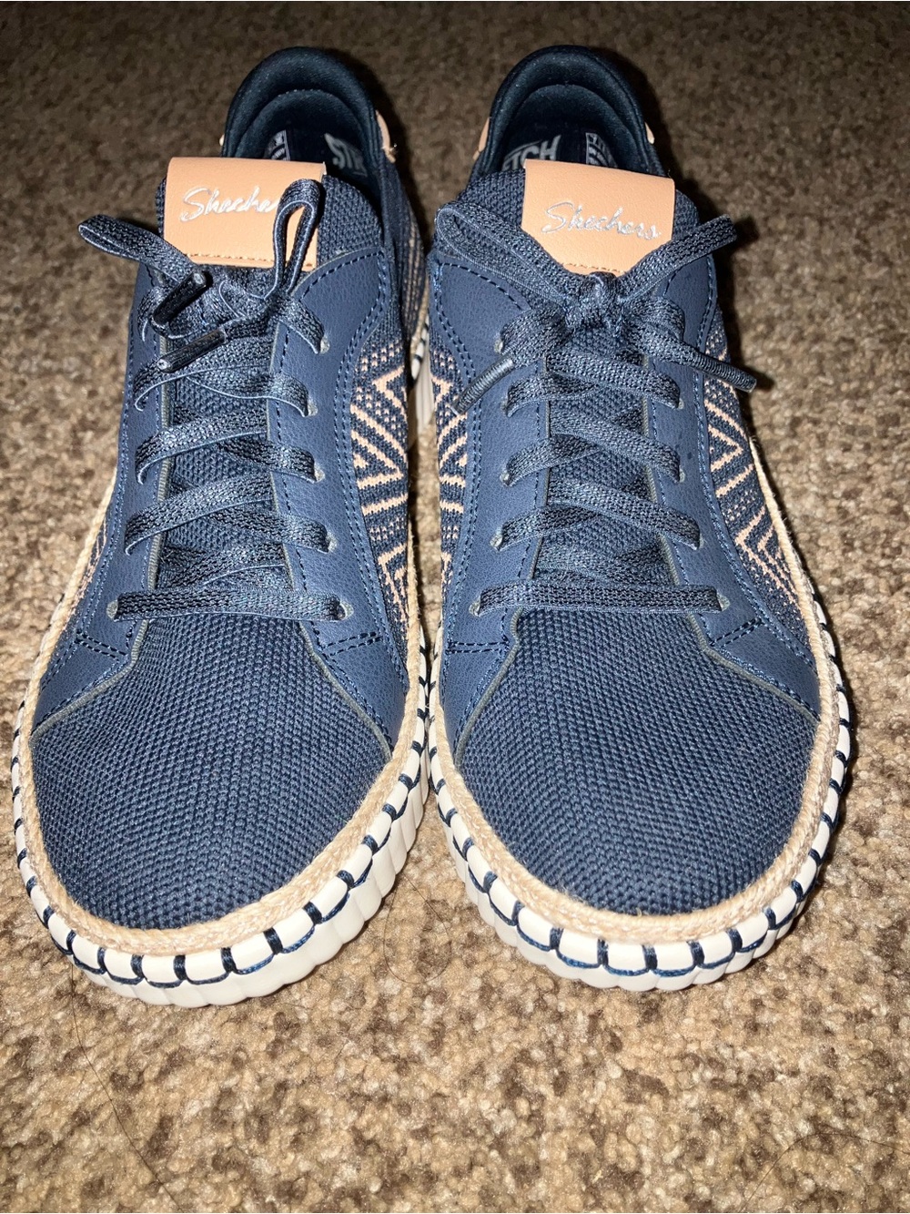 Skechers Navy and Tan Knit Lace-Up Sneakers Size 7